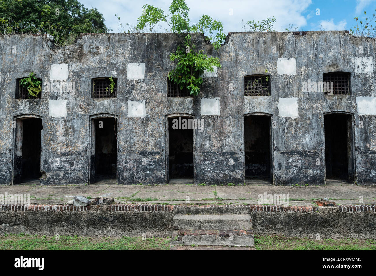 Gefängnis St-Laurent-du-Maroni, in Französisch Guyana. Zellen der Einzelhaft Flügel Stockfoto