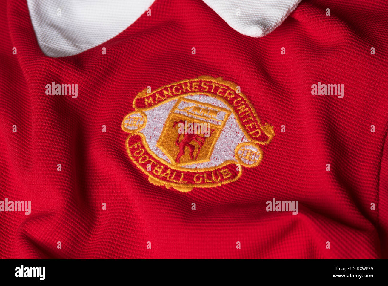 Nahaufnahme eines retro Manchester United Jersey. Stockfoto