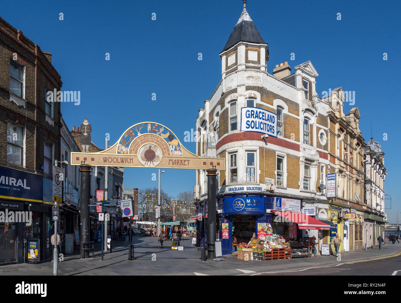 Eingangsschild zu Woolwich Markt in London Stockfoto