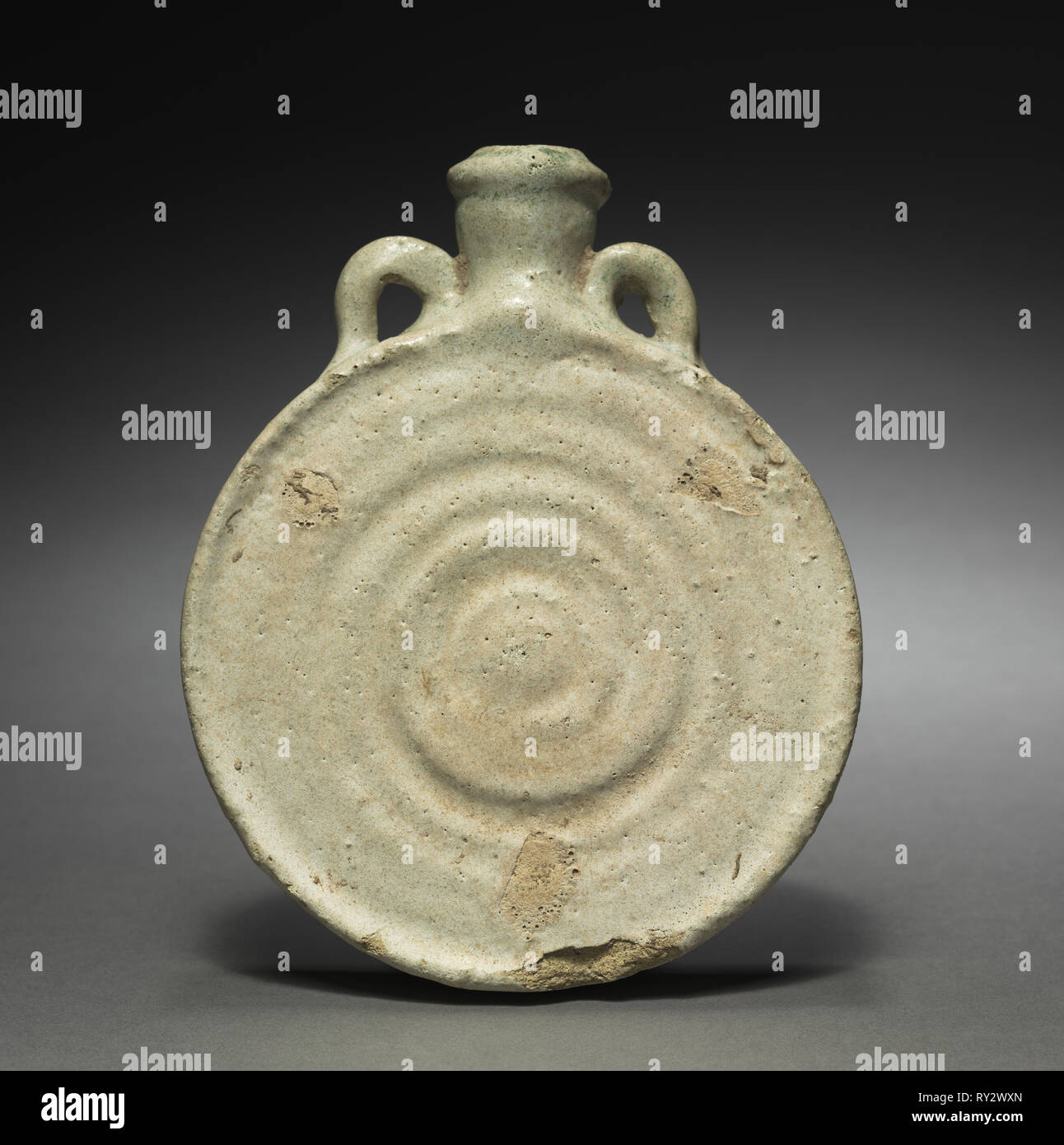 Pilgrim Meßkolben, 1-200. Parthische, 1st-2nd Jahrhundert. Terrakotta; Insgesamt: 17,6 cm (6 15/16 in Stockfoto