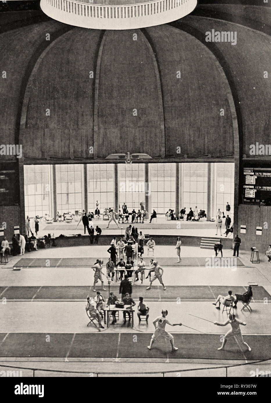 Olympischen Spielen 1936 Berlin - Fechten im Kuppelsaal an den Olympischen Spielen 1936 in Berlin Stockfoto