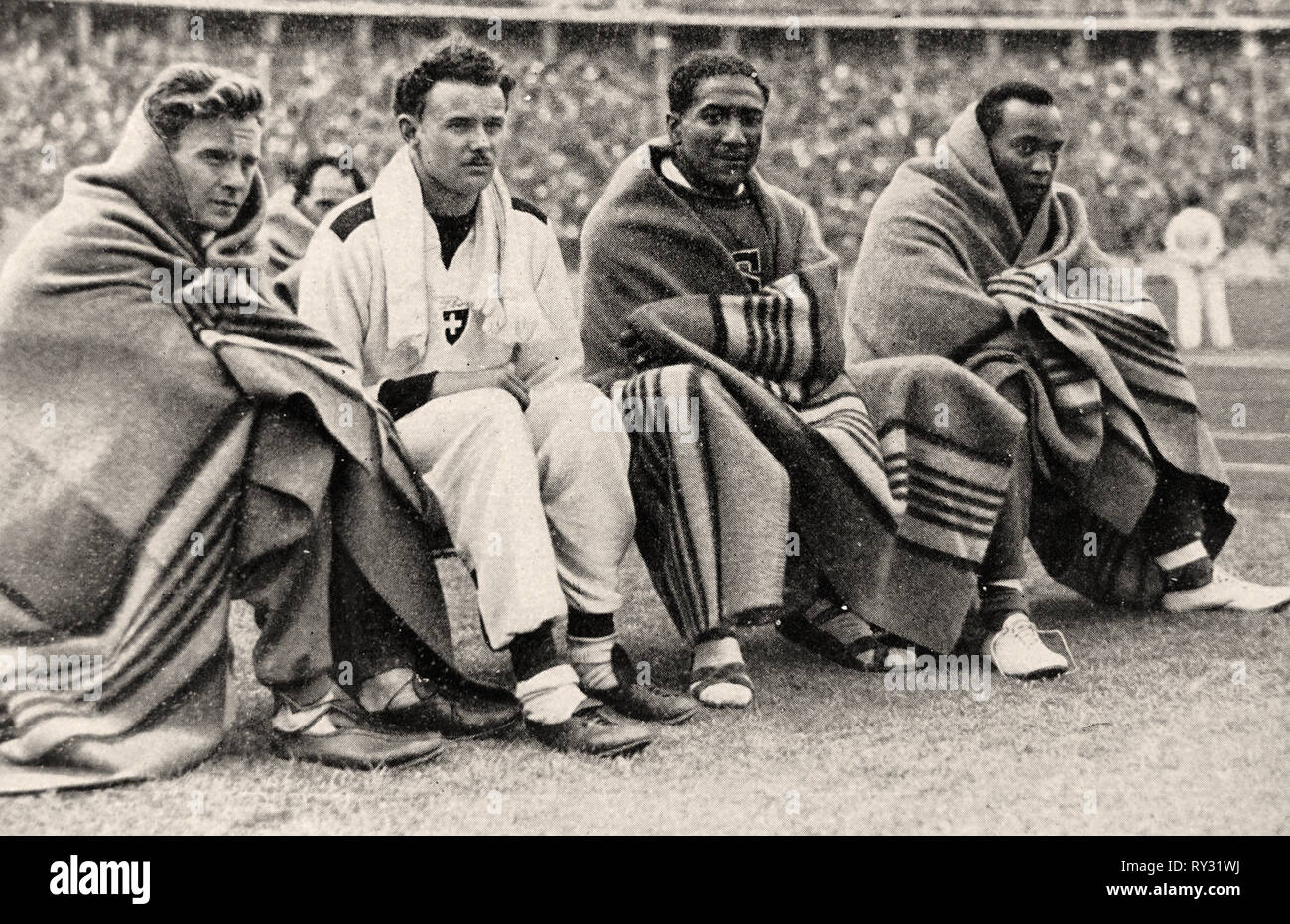 Olympischen Spielen 1936 Berlin - Die besten Sprinter der Welt 1936 von Links Frank Wykoff Usa Paul Hanni Schweiz Ralph Metcalfe Usa Jesse Owens Usa Stockfoto