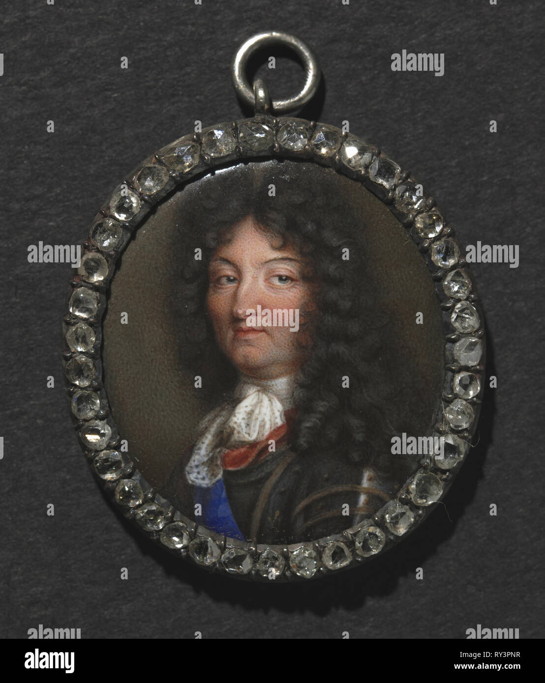 Porträt von König Ludwig XIV., 17. Schule von Jean Petitot (Schweiz, 1607-1691). Emaille in einem silbernen und Diamond Rahmen; gerahmt: 3,4 x 3,1 cm (1 5/16 x 1 1/4 in.); ohne Rahmen: 2,8 x 2,4 cm (1 1/8 x 15/16 in Stockfoto