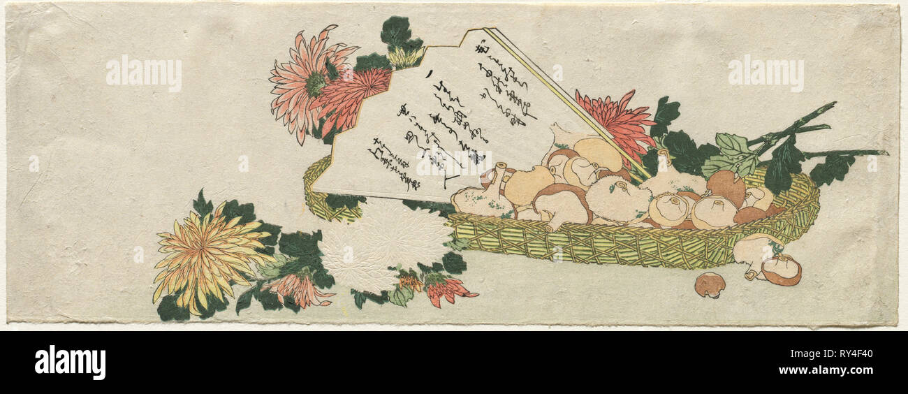 Korb mit Ventilator, Chrysanthemen, und Pilze, Anfang 1800. Zurückzuführen auf Katsushika Hokusai (Japanisch, 1760-1849). Farbe holzschnitt; Blatt: 19,1 x 52,8 cm (7 1/2 x20 13/16-in Stockfoto