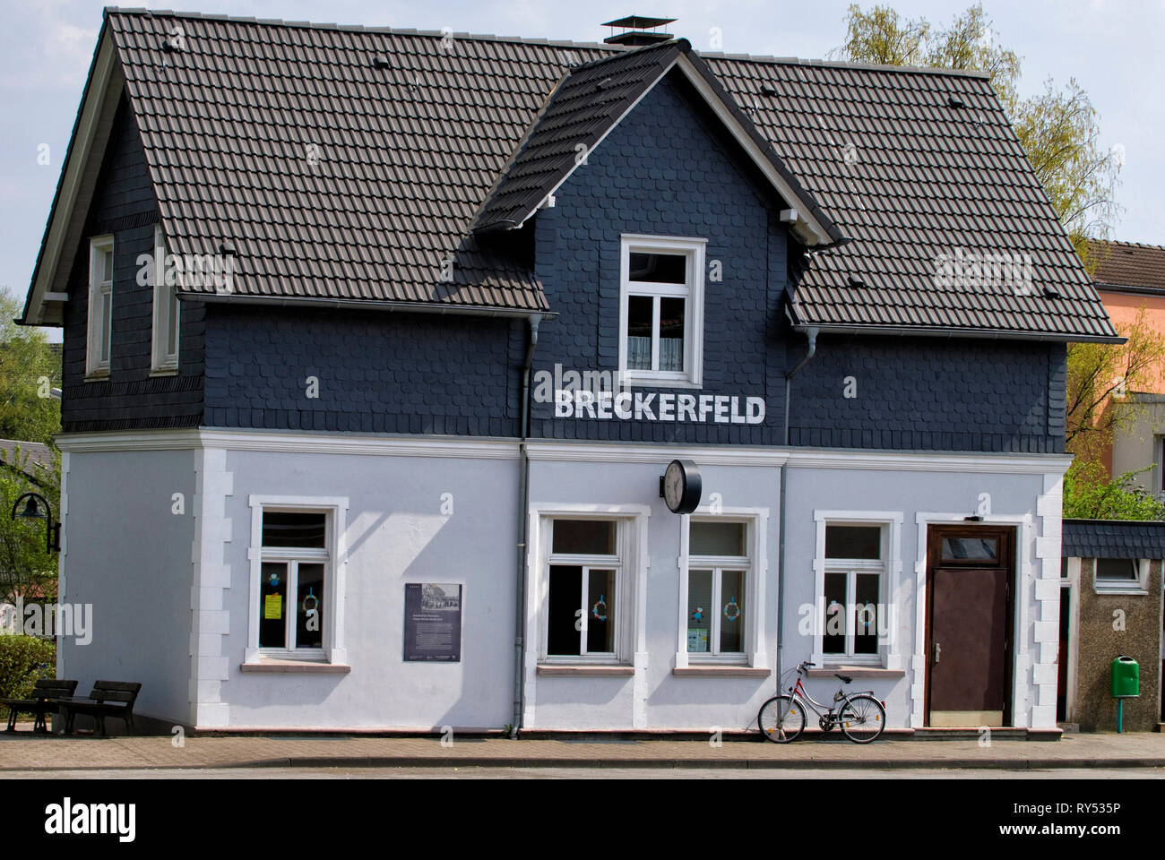 Stadt Breckerfeld: Ehemaliger Bahnhof der Kleinbahn Haspe-Voerde-Breckerfeld. Der Bahnhof Krieg von 1903 - 1963 in Betrieb Stockfoto