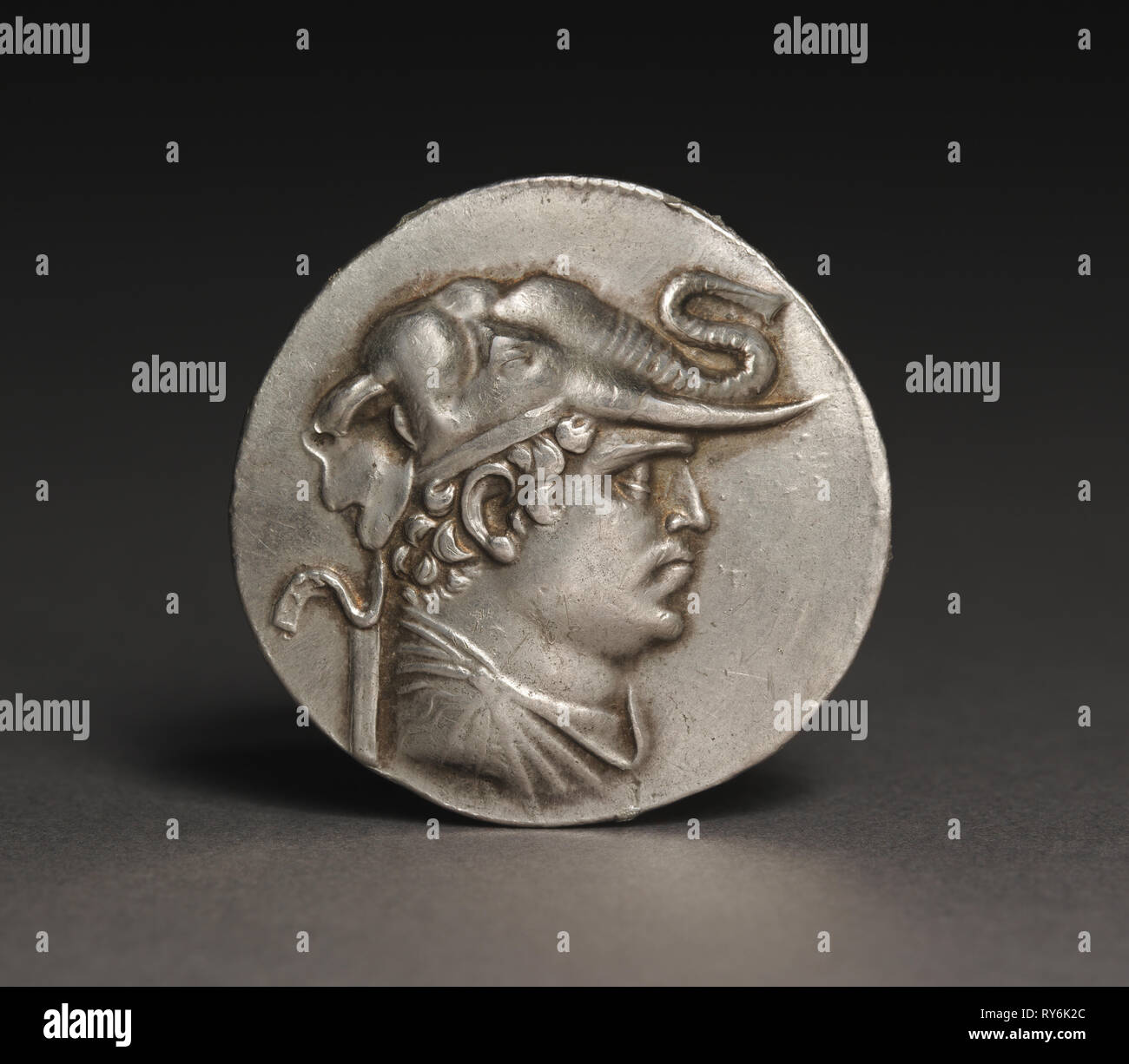 Tetradrachme Münze von DEMETRIOS I, 200-190 BC. Afghanistan, Baktrien, Indo-Greek Zeitraum. Silber, Durchmesser: 3,3 cm (1 5/16 Zoll Stockfoto