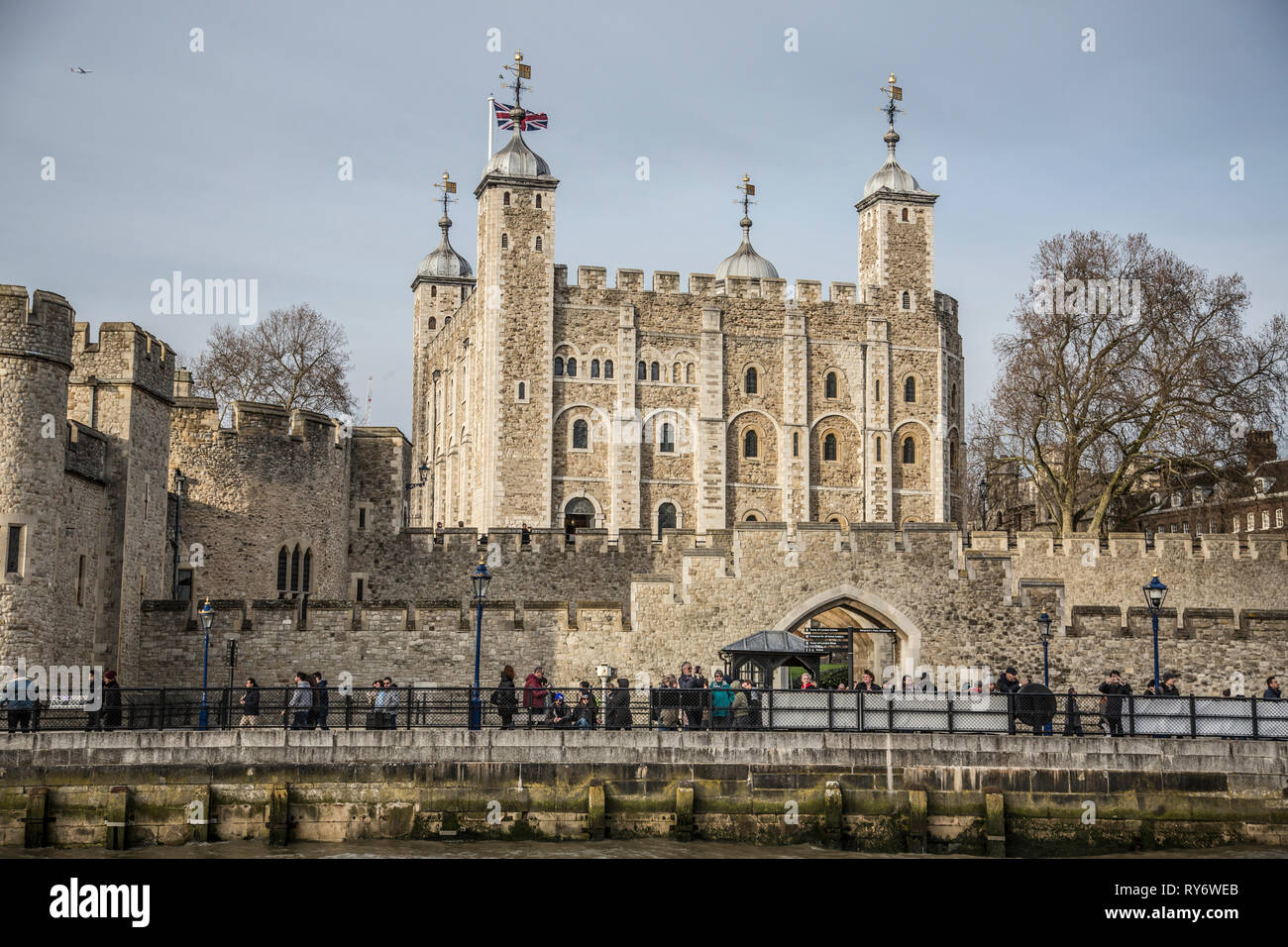 Tower von London, offiziell Her Majesty's Royal Palace und Festung, das historische Anwesen home zu den Kronjuwelen, London, England, Großbritannien Stockfoto