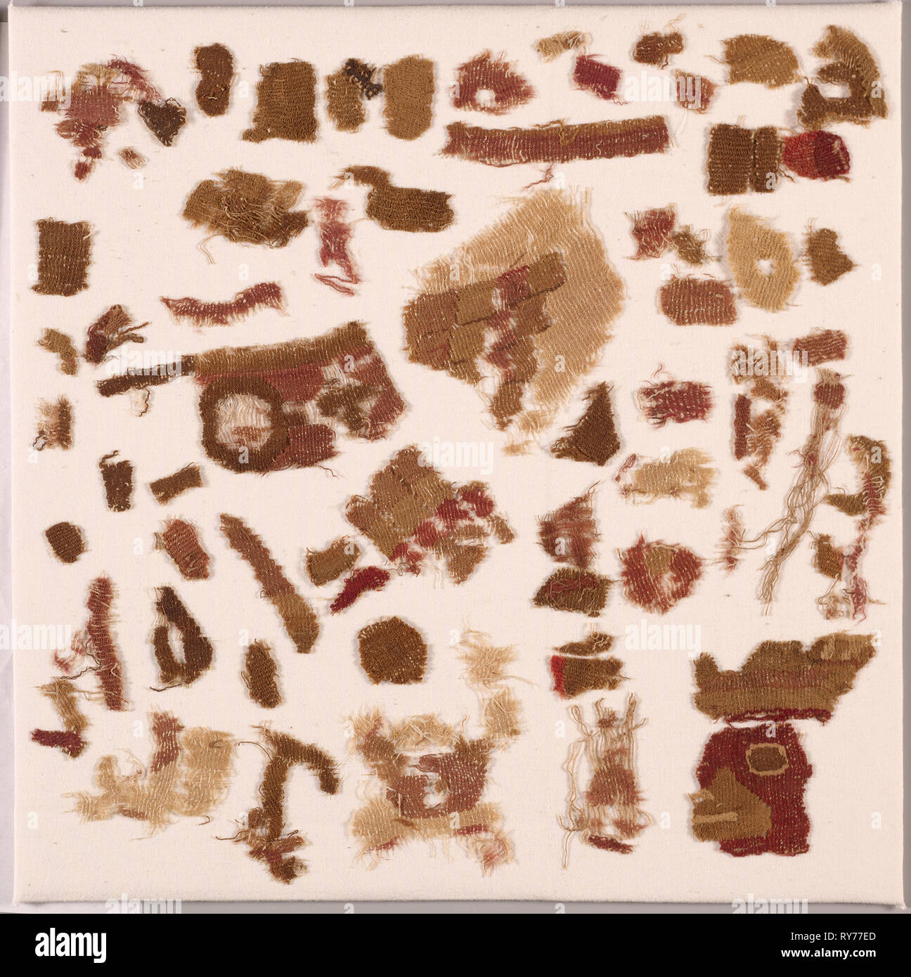 Lose Textile Fragmente, C. 50-650. Peru, Moche, North Coast, 1. bis 7. Jahrhundert. Baumwolle und Camelid Fibre-Channel Stockfoto
