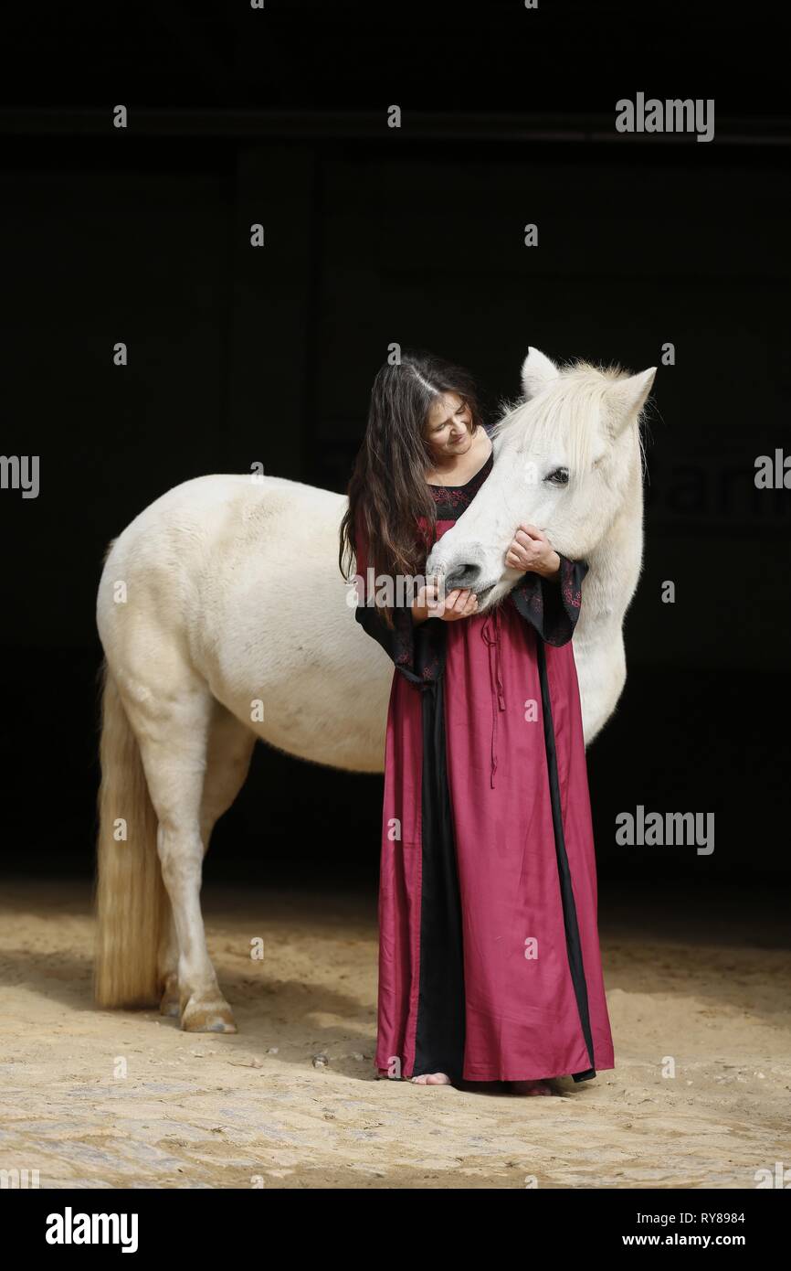 Frau und Pony Stockfoto