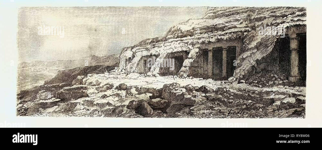 DIE GRÄBER DER GEBOGENEN HASAN. Ägypten, Gravur 1879 Stockfoto