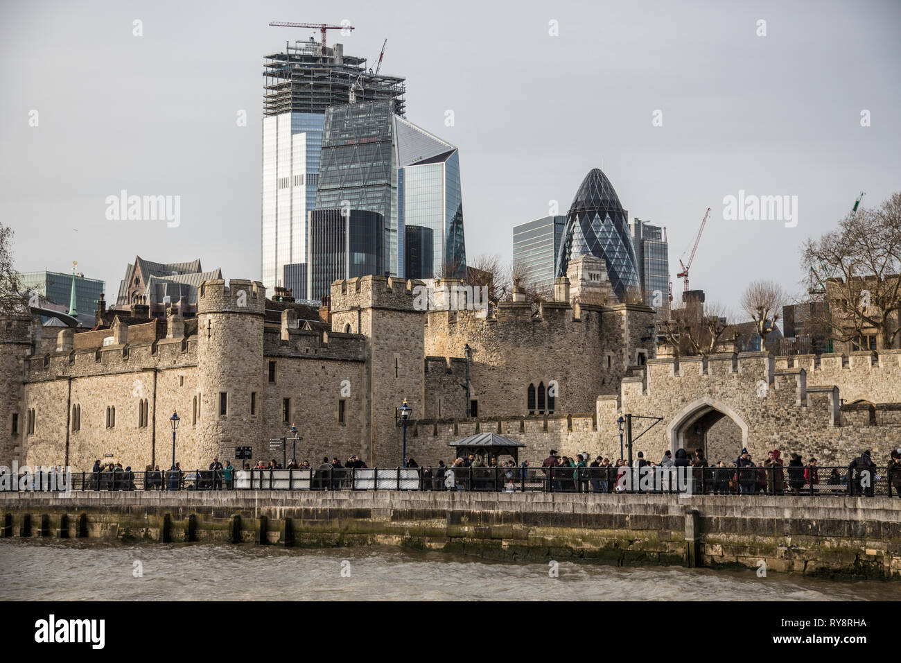 Tower von London, offiziell Her Majesty's Royal Palace und Festung, das historische Anwesen home zu den Kronjuwelen, London, England, Großbritannien Stockfoto