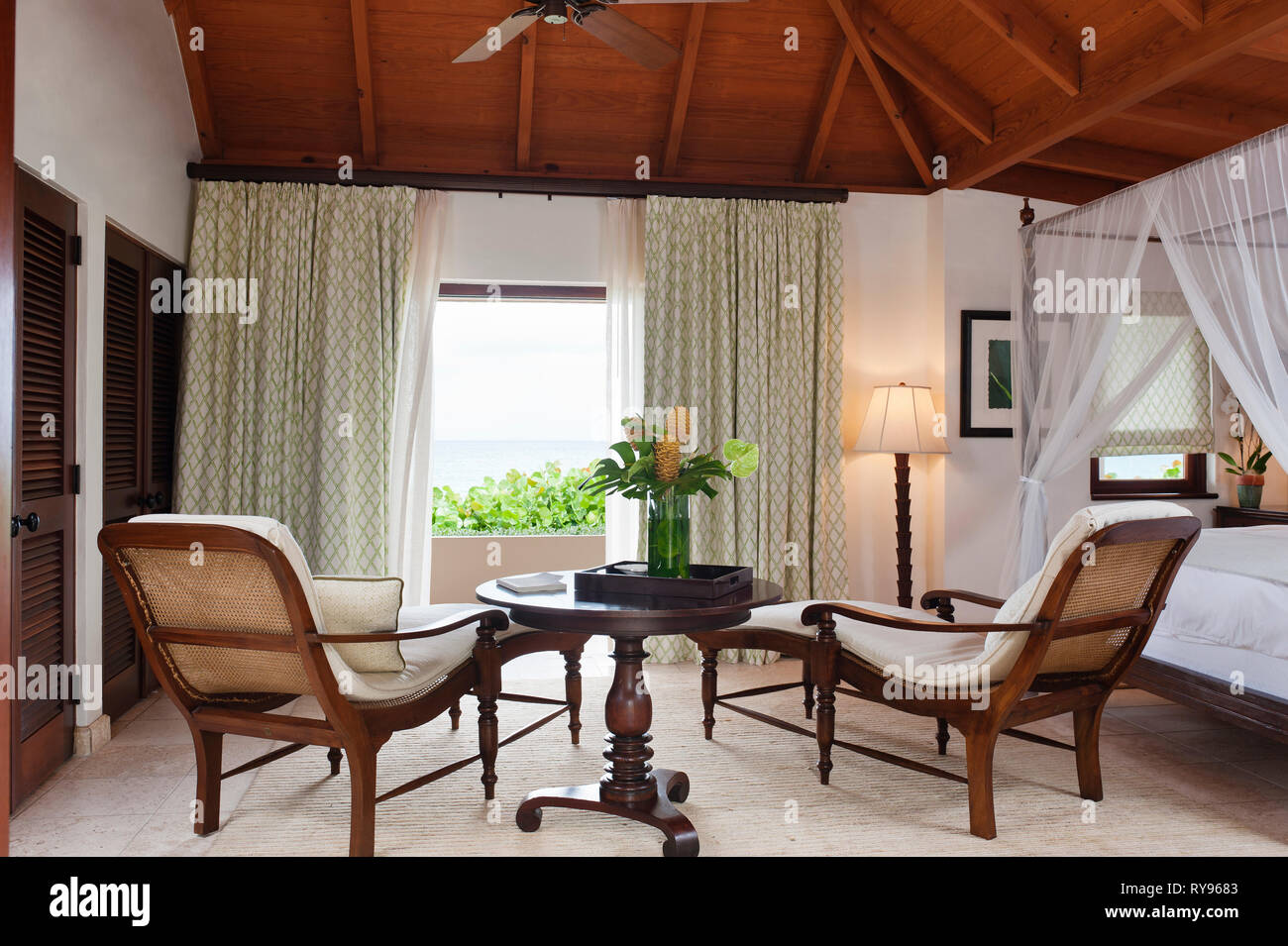 Wooden Ceiling In Rustic Interior Stockfotos Wooden