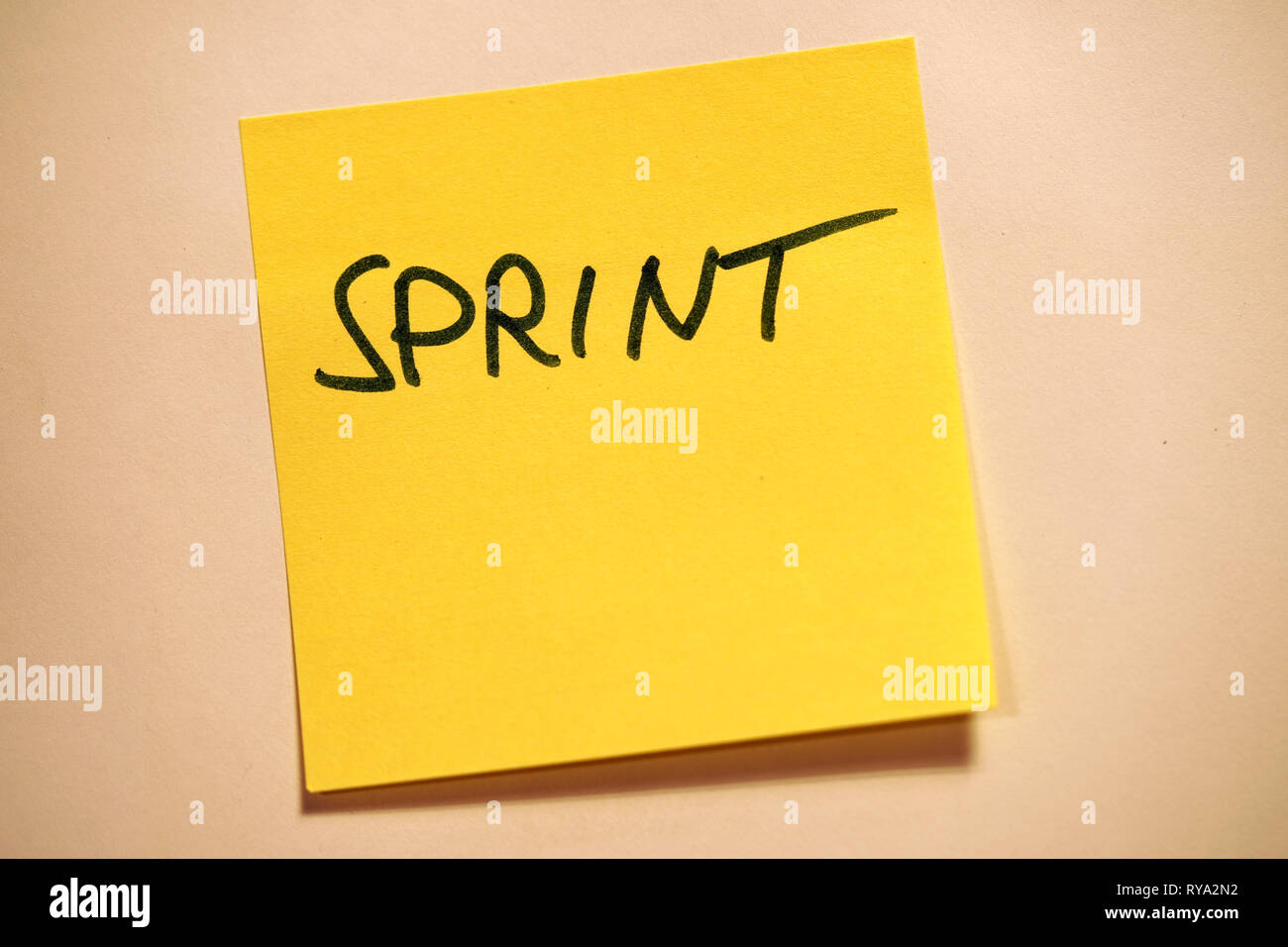 Gelbe Haftnotiz Scrum Agile Sprint Stockfoto