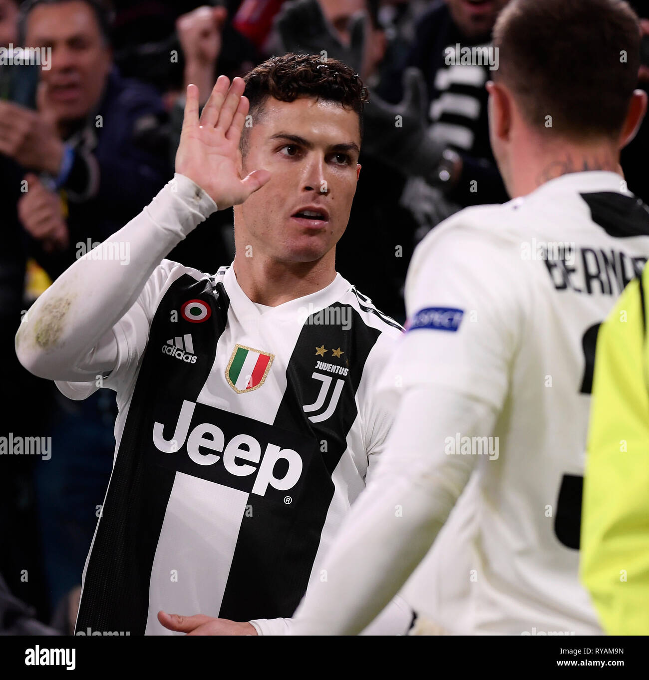 Turin. 12 Mär, 2018. Juventus ist Cristiano Ronaldo feiert nach zählen während der UEFA Champions League Runde 16 zweite Bein Übereinstimmung zwischen Juventus Turin und Atletico Madrid in Turin, Italien, März 12, 2018. Juventus Turin gewann 3-0. Credit: Alberto Lingria/Xinhua/Alamy leben Nachrichten Stockfoto