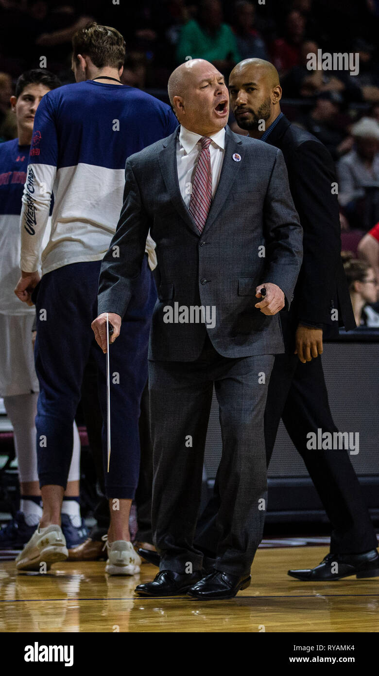 Mar 11 2019 Las Vegas, NV, USA St. Mary's Head Coach Randy Bennett während der NCAA West Coast Conference Männer Basketball Turnier Halbfinale zwischen den San Diego Toreros und der Saint Mary's Gaels 69-62 gewinnen in der Orleans Arena in Las Vegas, NV. Thurman James/CSM Stockfoto