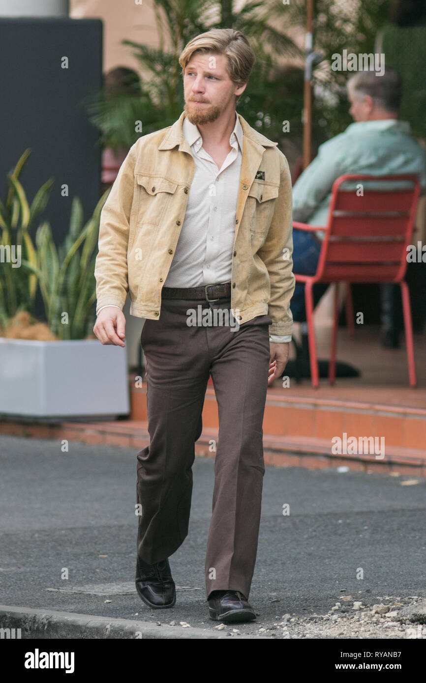 Adelaide, Australien. 13 Mär, 2019. Australische Schauspieler Daniel Webber am Filmset von "Flucht aus Pretoria in Adelaide gefilmt. Der Film auf einem Buch von Tim Jenkin basiert und während der Apartheid in Kapstadt, Südafrika über zwei weiße Südafrikaner, Tim Jenkin und Stephen Lee, der im Jahr 1978 zur Herstellung und Verteilung von Anti-apartheid Nachrichten Credit: Amer ghazzal/Alamy Live Nachrichten gefangen wurden Stockfoto