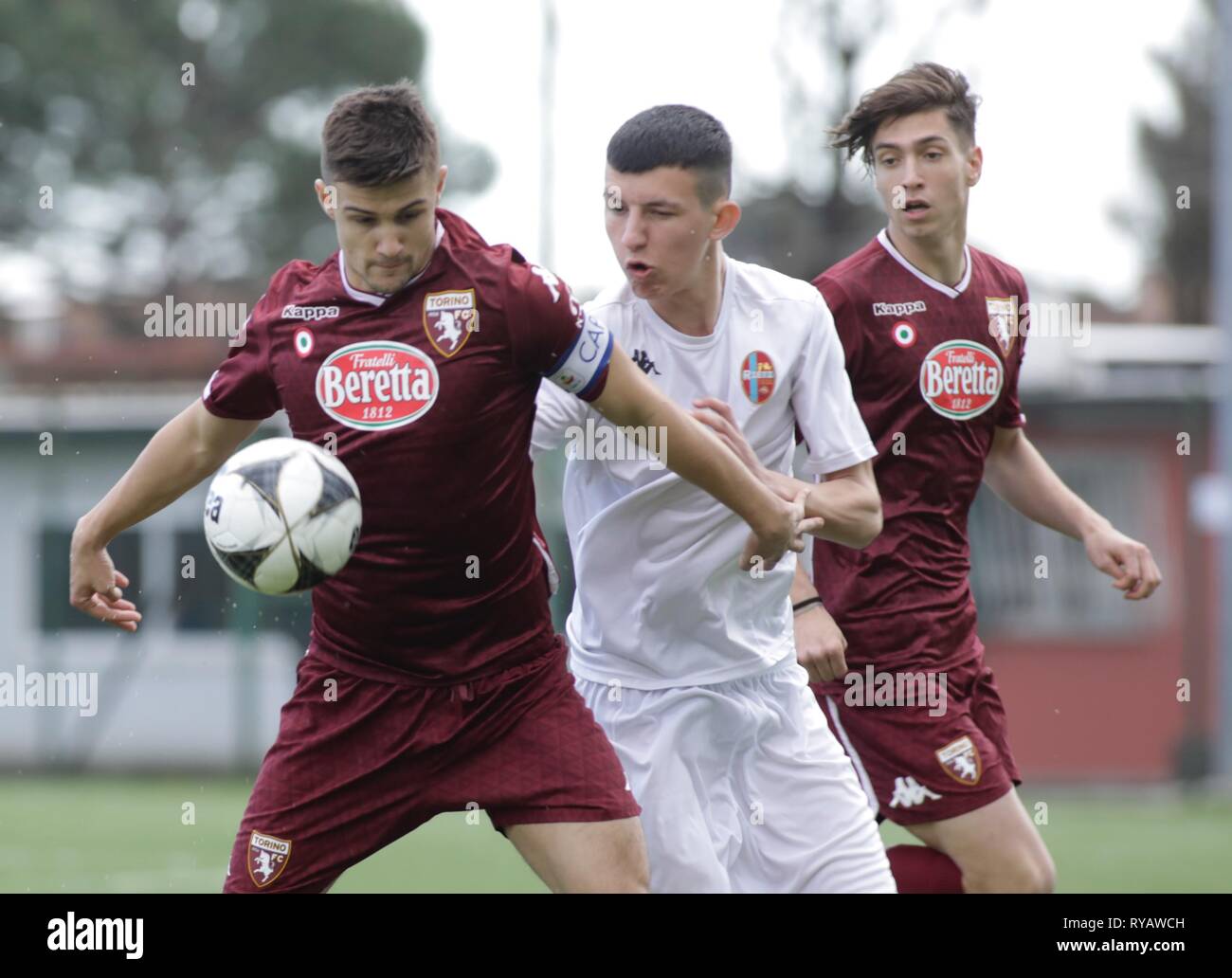 Foto Marco Bucco/LaPresse 13 Marzo 2019 Marina di Massa (MS), Italia sport calcio Torino vs Rieti - Viareggio Cup 2019 - stadio Nuova Covetta. Nella Foto: Damascan contrastato da nasufi Foto Marco Bucco/LaPresse März 13, 2019 Marina di Massa (MS), Italien Sport Fussball Torino vs Rieti - Viareggio Cup 2019 - Nuova Covetta Stadion. Im Bild: Stockfoto