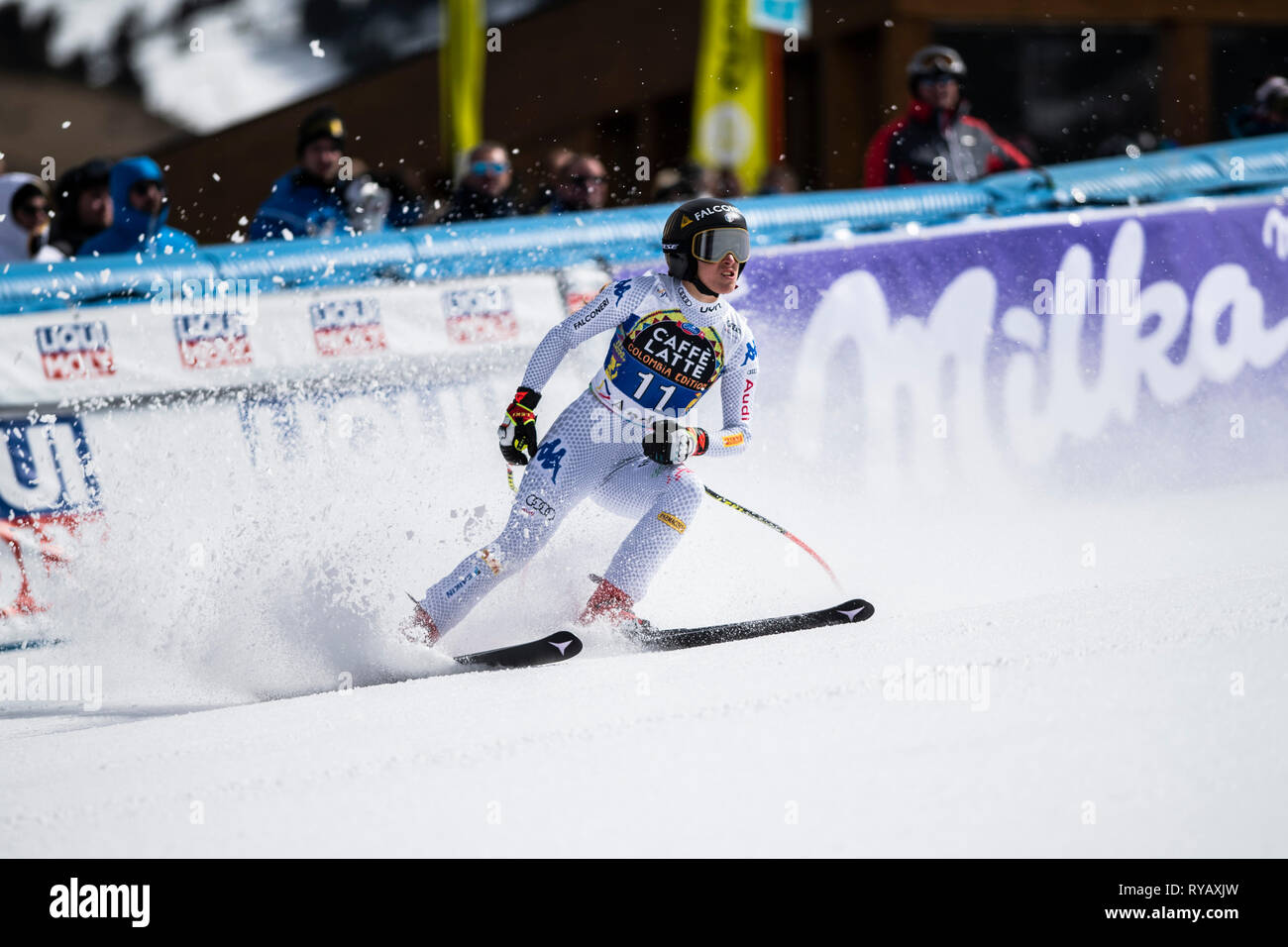 El Tarter, Andorra. 13 Mär, 2019. Audi FIS Ski Weltcup Finale, Tag 1; Sofia Goggia kommt über die Ziellinie während der Damen Abfahrt endgültige Gutschrift: Aktion plus Sport/Alamy leben Nachrichten Stockfoto