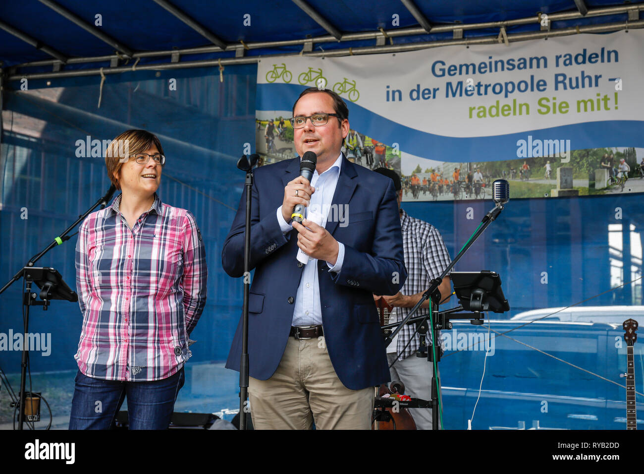 Essen, Ruhrgebiet, Nordrhein-Westfalen, Deutschland - Stadt Radfahren, Radfahren für ein gutes Klima, ein Ereignis, eine Kampagne des Klima-bündnis, hier Ankunft am Stockfoto