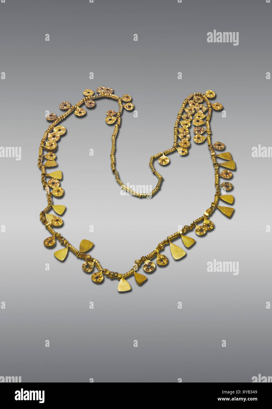 Bronzezeit Hattiergemeinschaft Gold Halskette von Grab MA, möglicherweise eine königliche Grab aus der Bronzezeit (2500 v. Chr. bis 2250 v. Chr.) - alacahoyuk - Museum für Anatolische Civilizatio Stockfoto