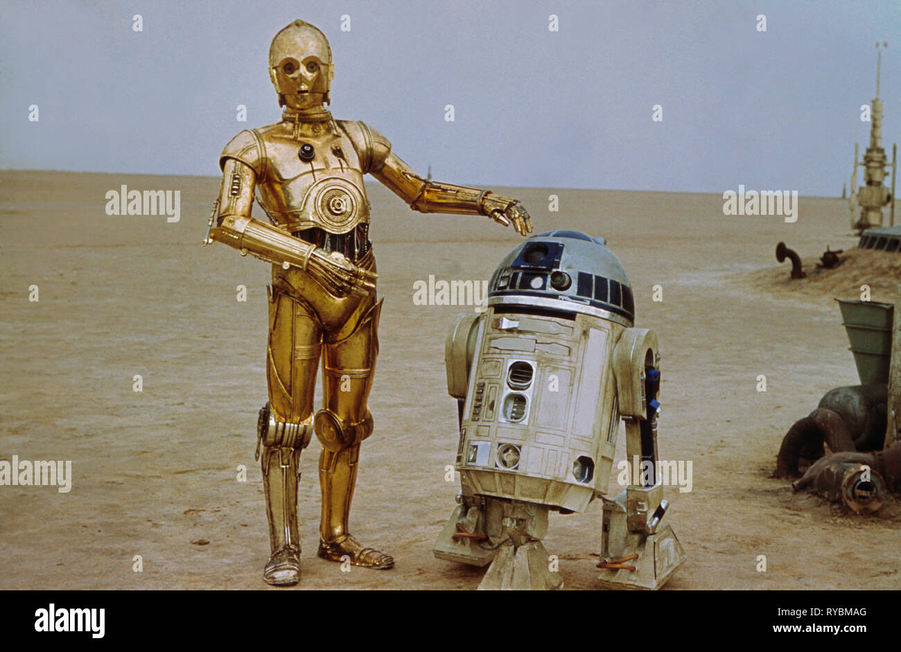 ANTHONY DANIELS, Kenny Baker, Star Wars: Episode IV - Eine neue Hoffnung, 1977 Stockfoto