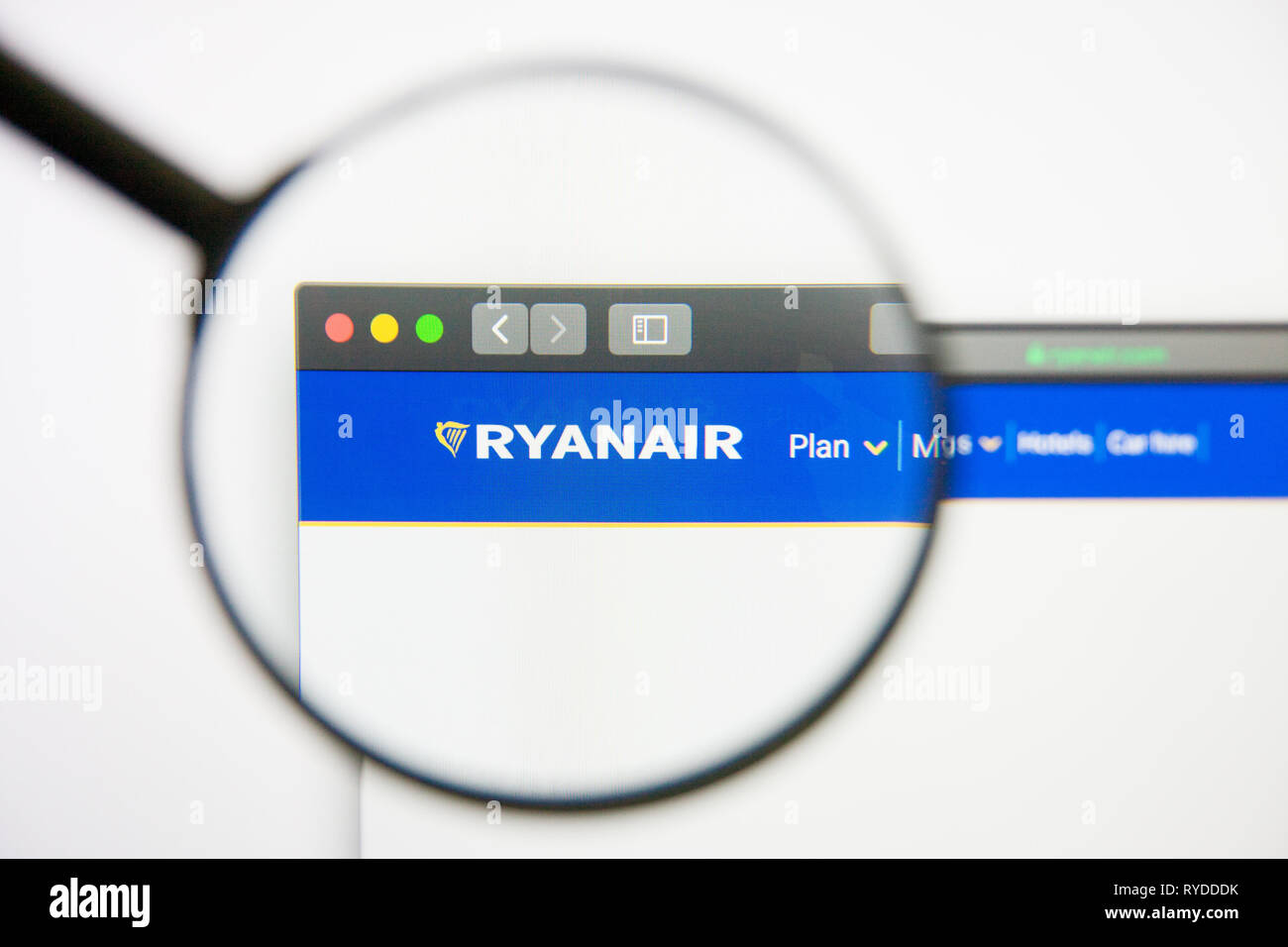 Los Angeles, Kalifornien, USA - 14. Februar 2019: Ryanair Holdings airline Website Homepage. Ryanair Holdings Logo auf dem Bildschirm sichtbar. Stockfoto