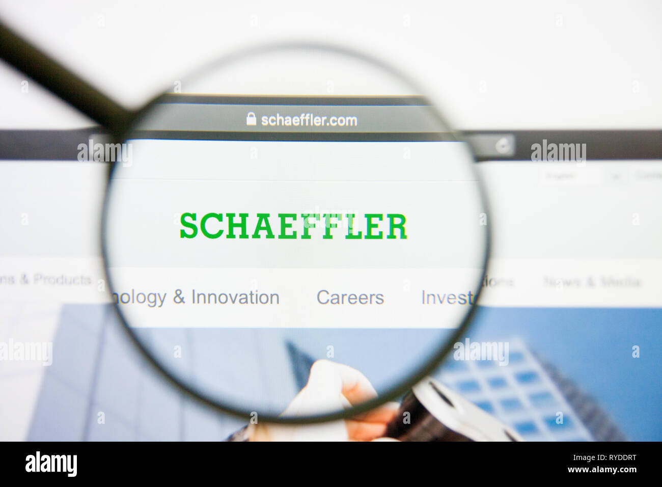 Los Angeles, Kalifornien, USA - 14. Februar 2019: Schaeffler Homepage. Schaeffler Logo auf dem Bildschirm sichtbar. Stockfoto