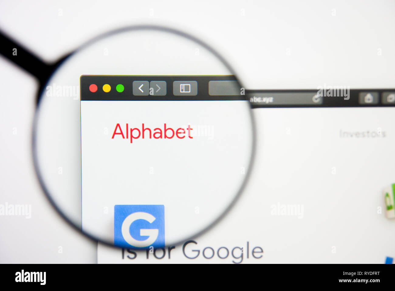 Los Angeles, Kalifornien, USA - 5. März 2019: Alphabet Homepage. Alphabet Logo sichtbar auf dem Display, Illustrative Editorial Stockfoto