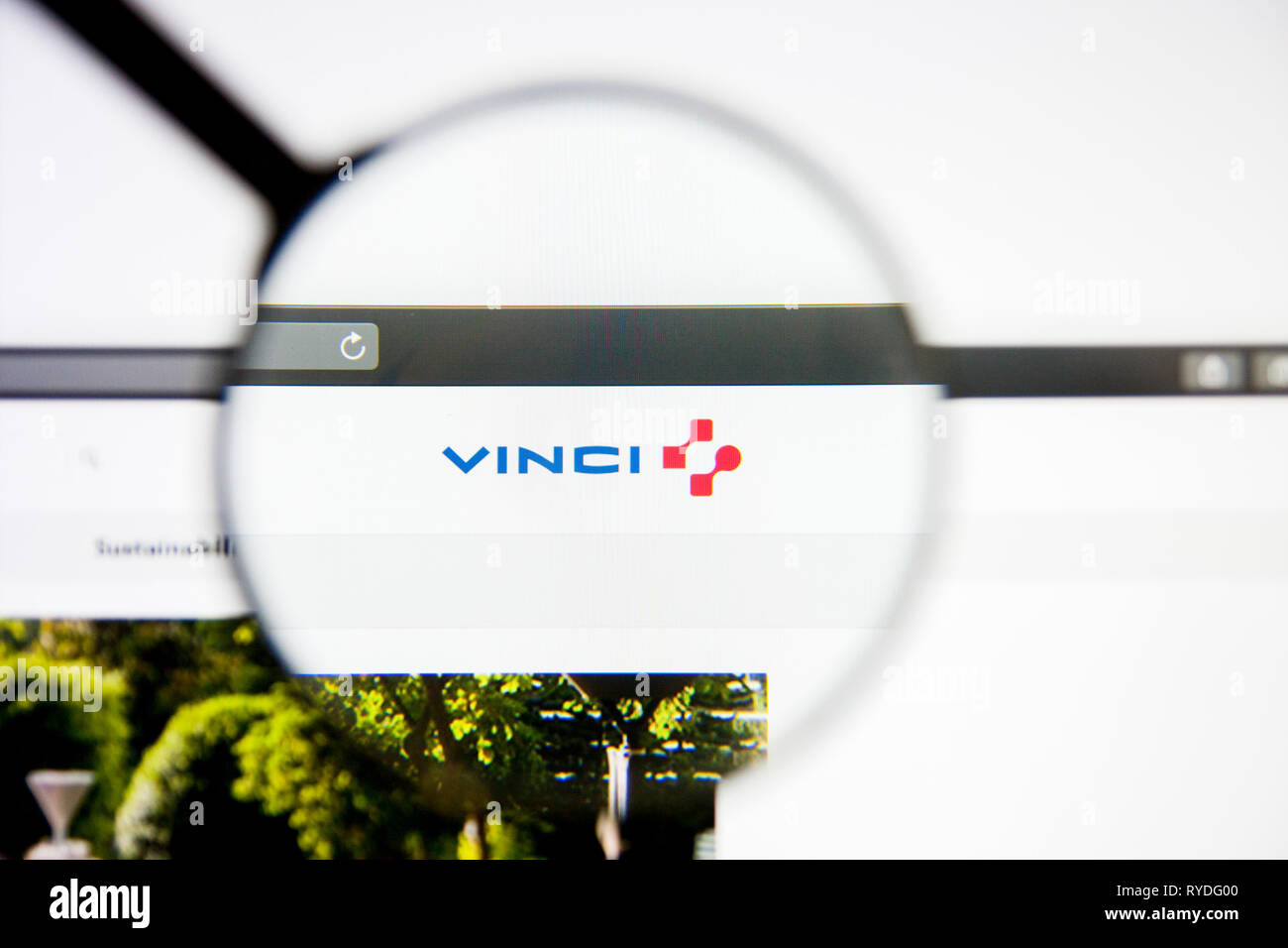 Los Angeles, Kalifornien, USA - 5. März 2019: VINCI-Website Homepage. VINCI Logo sichtbar auf dem Display, Illustrative Editorial Stockfoto