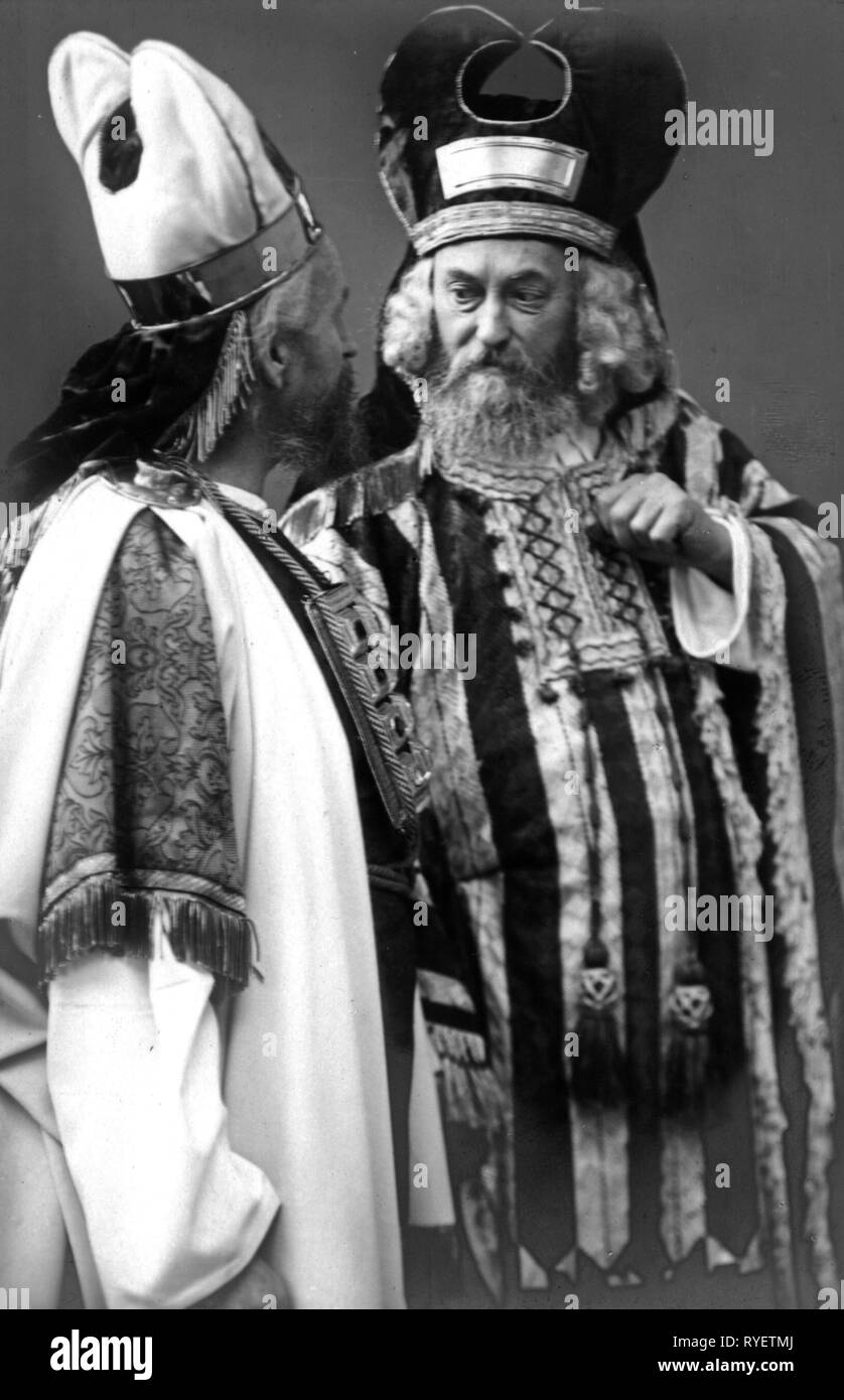 Theater/Theater, Passionsspiele Oberammergau 1910, Kaiphas (Gregor Breitsamter), Annas (Sebastian Lang), Postkarte, F. Bruckmann, München, 1910, Additional-Rights - Clearance-Info - Not-Available Stockfoto