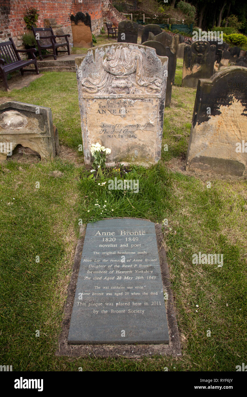 Anne Bronte starb in Scarborough am 28. Mai 1849 im Alter von 29 Jahren. Sie ist in der Kirche St. Mary Friedhof in Scarborough begraben; Stockfoto