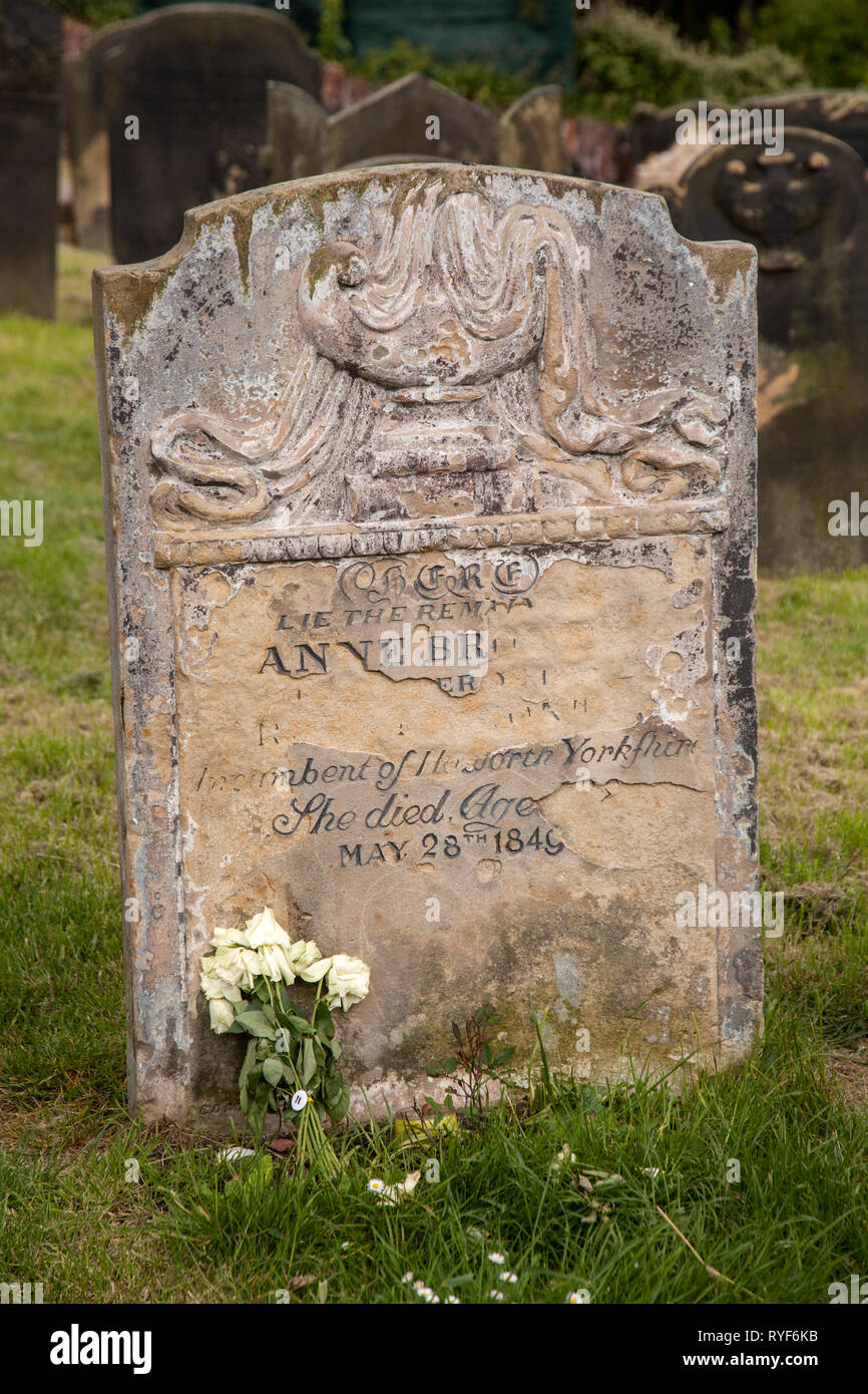 Anne Bronte starb in Scarborough am 28. Mai 1849 im Alter von 29 Jahren. Sie ist in der Kirche St. Mary Friedhof in Scarborough begraben; Stockfoto