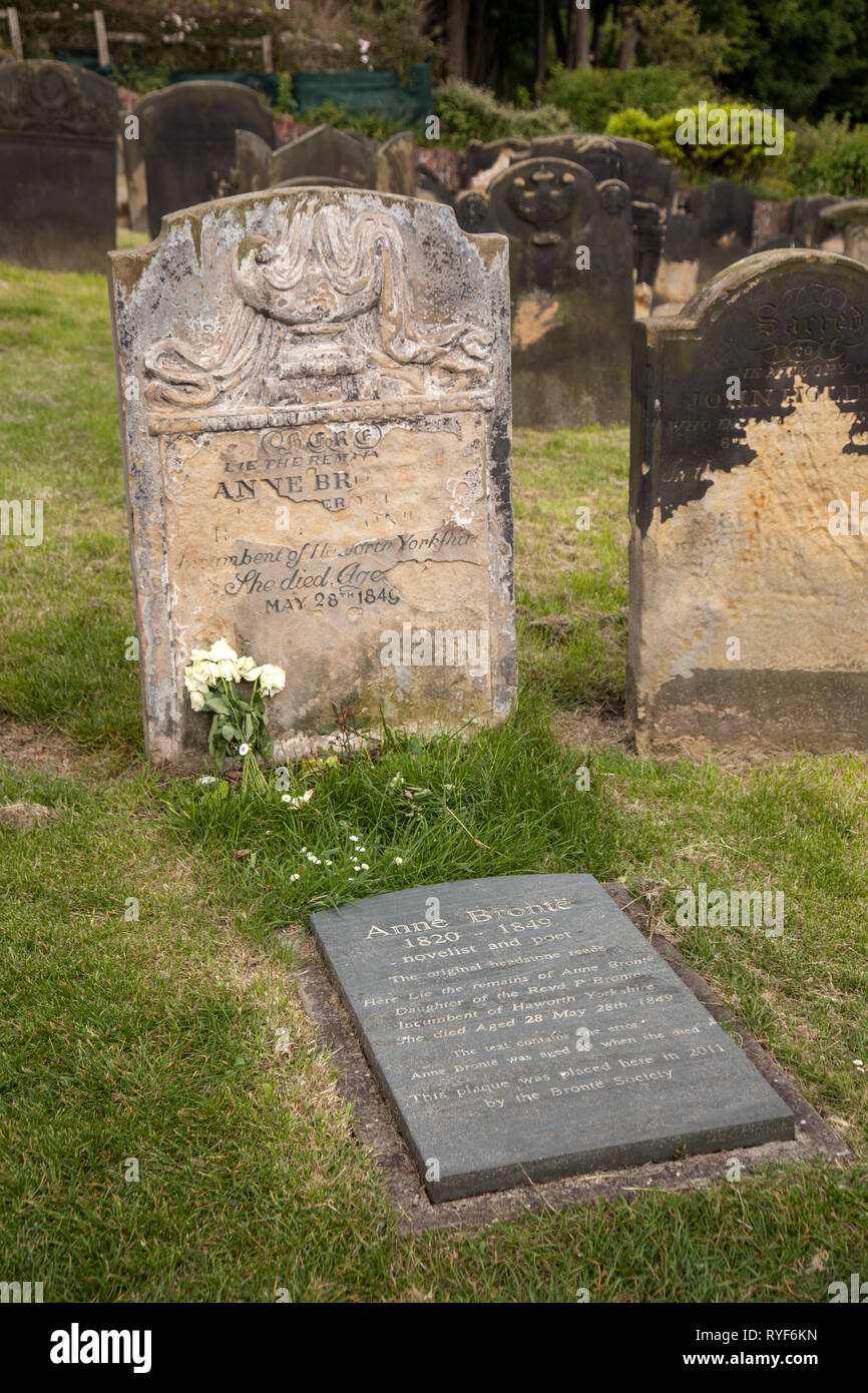 Anne Bronte starb in Scarborough am 28. Mai 1849 im Alter von 29 Jahren. Sie ist in der Kirche St. Mary Friedhof in Scarborough begraben; Stockfoto