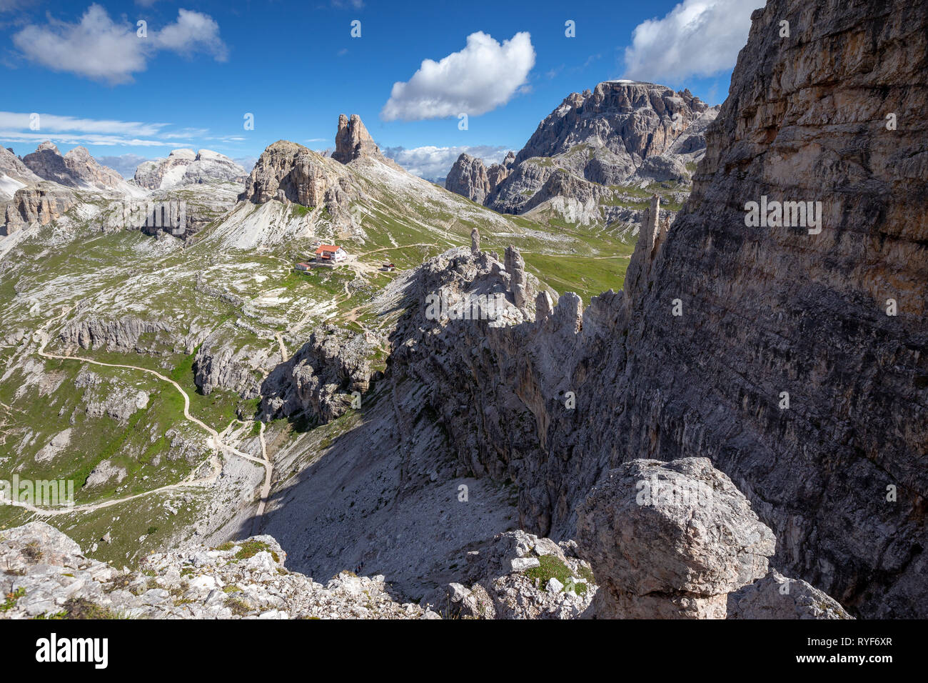 Monte Paterno. Sasso di Sesto. Torre di Toblin. Die Sextner Dolomiten Stockfoto