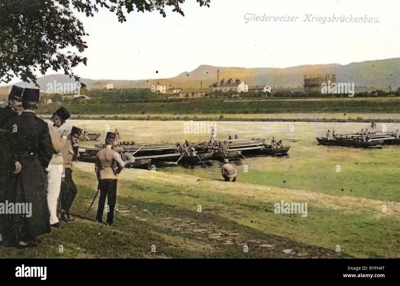 Gasometer, Pontonbrücken, österreichisch-ungarischen Armee, Geschichte der Elbe, 1910 Postkarten, 1910, Aussig, Gliederweiser Kriegsbrückenbau, Tschechische Republik Stockfoto