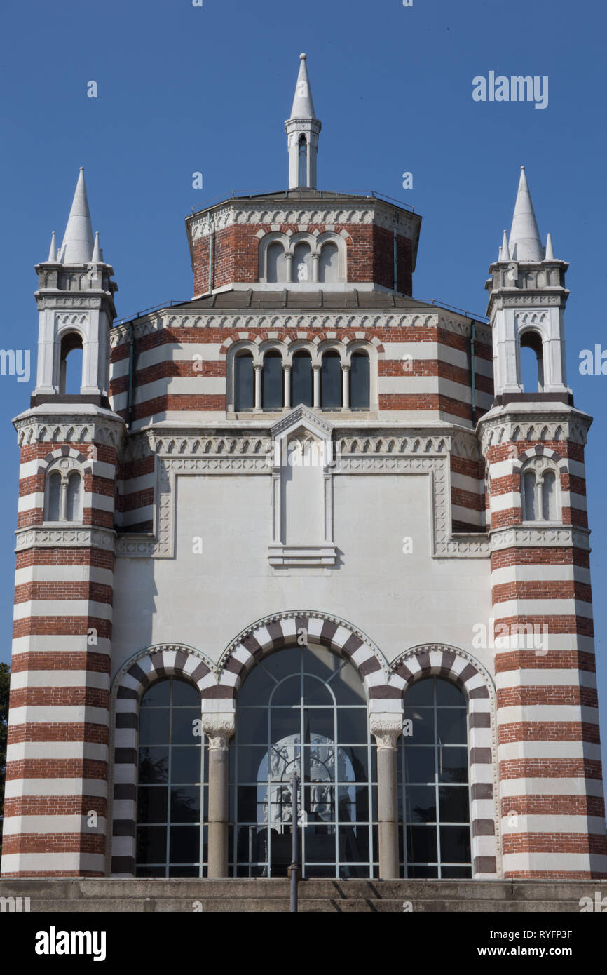 Der Famedio, die wichtigste Gedenkstätte Kapelle von Mailand Friedhof Cimitero monumentale di Milano Italien Stockfoto