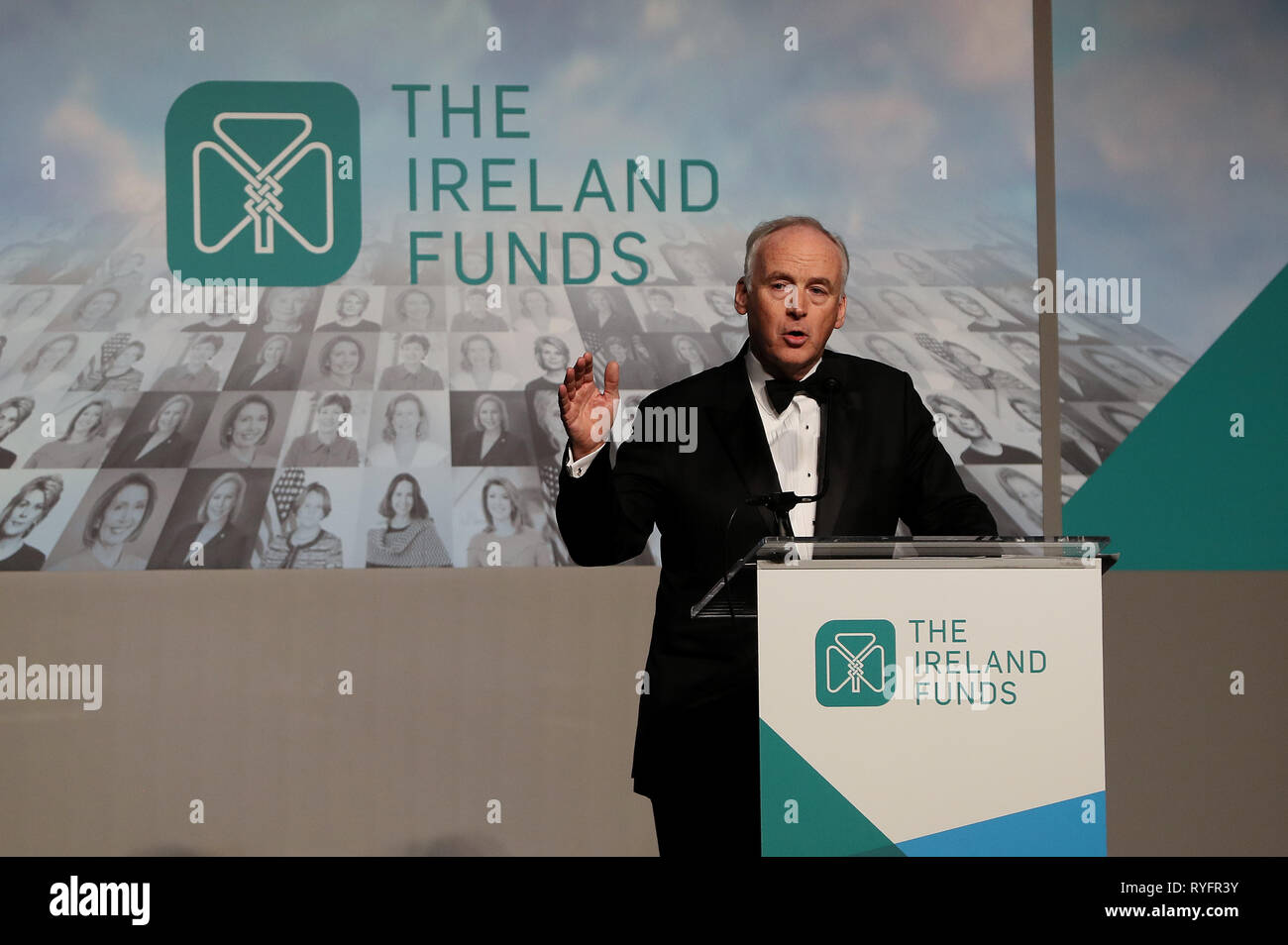 John Fitzpatrick, Vorsitzender der Irland Mittel, die im Rahmen der Amerikanischen Fonds für Irland Gala Abendessen im National Building Museum in Washington DC bei seinem Besuch in den USA. Stockfoto