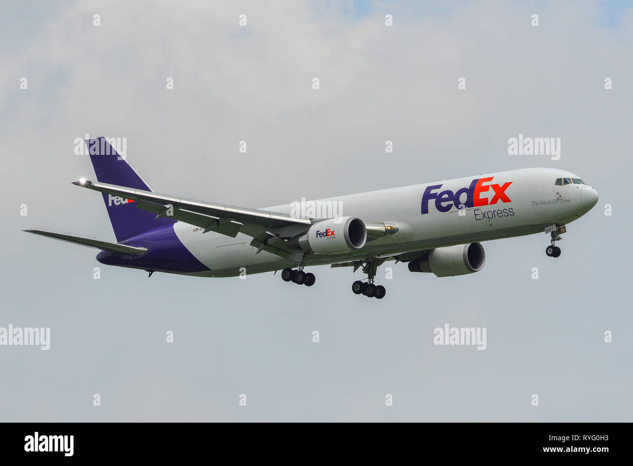 Bangkok, Thailand - 17.September 2018. Eine Boeing 767-300F Flugzeug von FedEx Express in Bangkok Suvarnabhumi Airport (BKK). Stockfoto