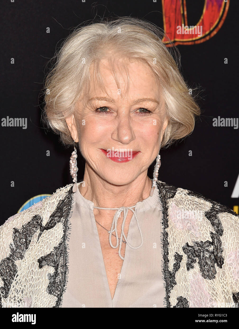 HELEN MIRREN UK Film Schauspielerin bei der Premiere von Disney's 'Dumbo' bei El Capitan Theatre am 11. März 2019 in Los Angeles, Kalifornien. Foto: Jeffrey Mayer Stockfoto