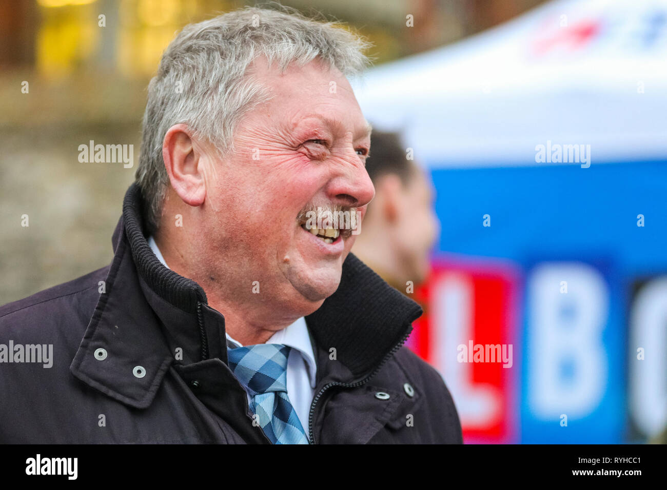 Westminster, London, Großbritannien. 13 Mär, 2019. Sammy Wilson, MP, DUP Democratic Unionist Party Mitglied des Parlaments für Osten Antrim. Credit: Imageplotter/Alamy leben Nachrichten Stockfoto