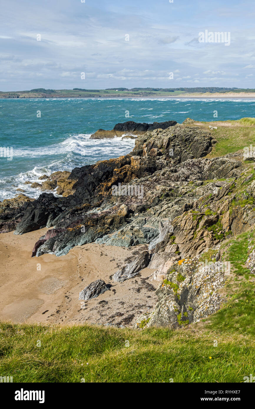 Llanddwyn Island aus Whitby Warren Anglesey, Nordwales. Llanddwyn Island ist Gezeiten- und sowohl remote und wunderschön. Stockfoto