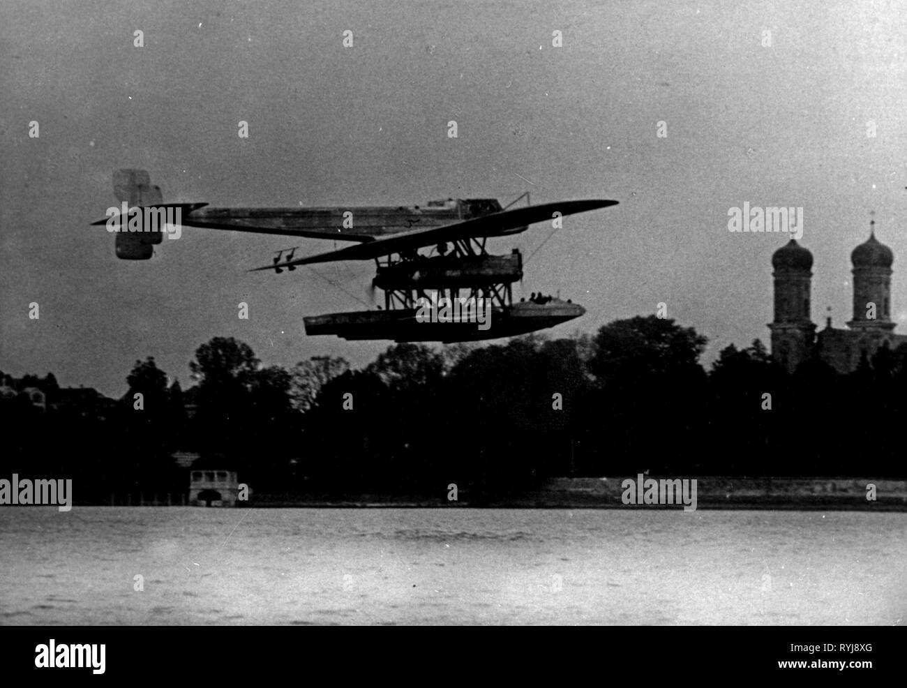 Verkehr/Transport, Luftfahrt, Wasserflugzeug, flugboot Zeppelin Rs IV, Design: Claude Dornier, Prototypen, Tests am Bodensee in der Nähe von Friedrichshafen, Ende 1918, Additional-Rights - Clearance-Info - Not-Available Stockfoto
