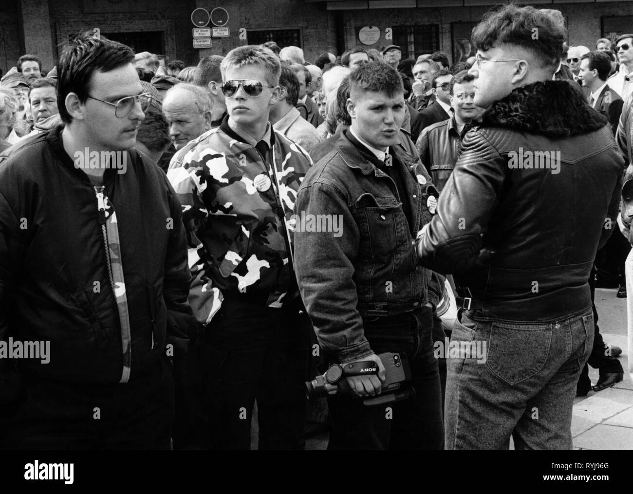 Politik, neo-nazi-Rallye, München, April 1991 - Additional-Rights Clearance-Info - Not-Available Stockfoto