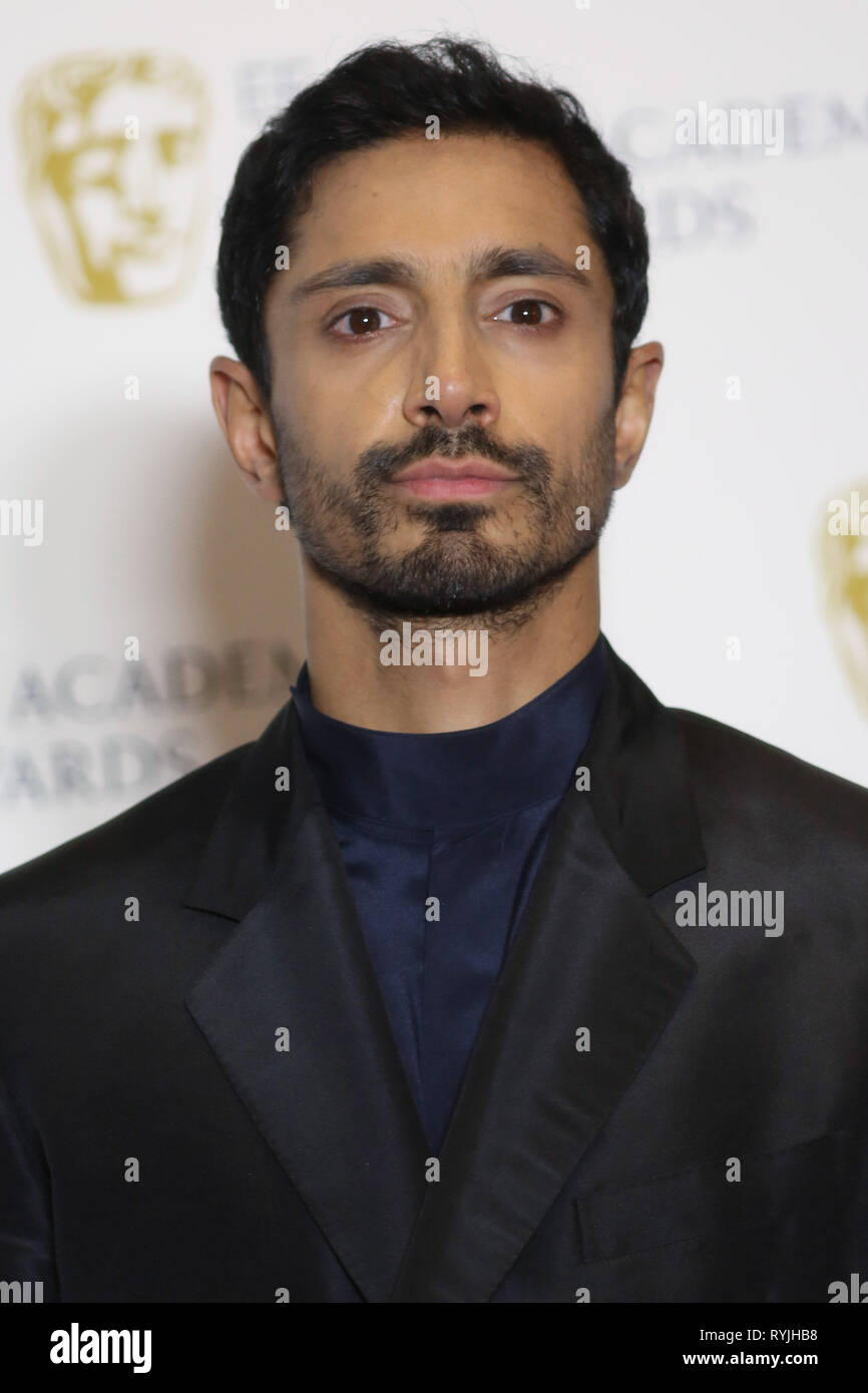 Die EE British Academy Film Awards (BAFTAs) Gewinner Zimmer - Anreise mit: Riz Ahmed Wo: London, Großbritannien Wann: 10. Feb. 2019 Credit: Lia Toby/WENN.com Stockfoto