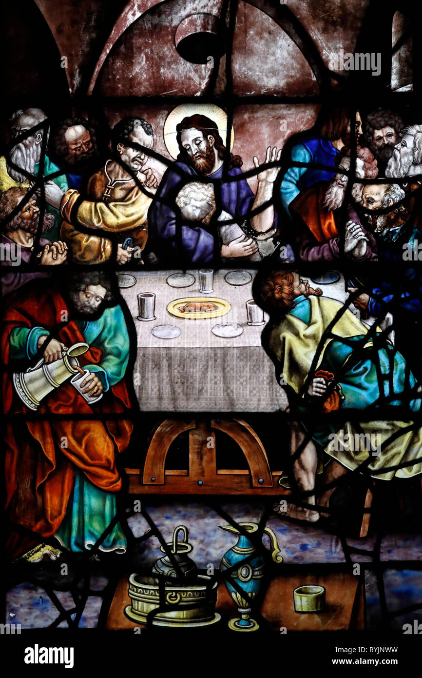 Saint Etienne du Mont Kirche. Glasfenster. Das christliche Osterfest. Paris. Frankreich. Stockfoto
