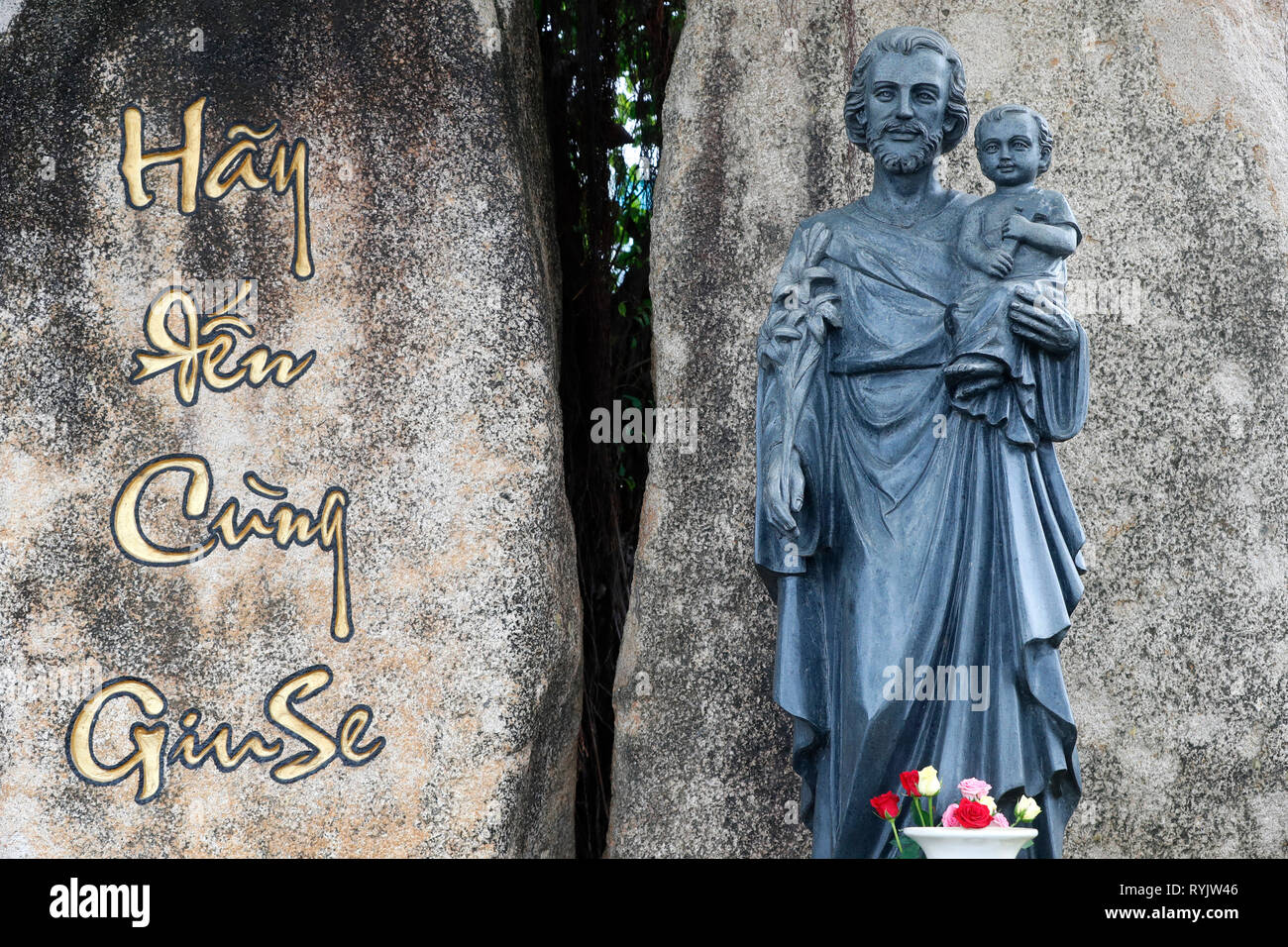 St. Joseph und das Kind Christus. Statue. Vung Tau. Vietnam. Stockfoto