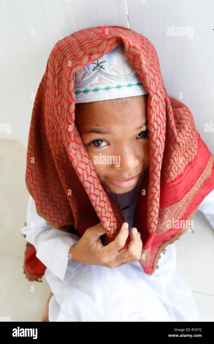 Ar-Rohmah Masjid Moschee. Junge muslimische Junge. Porträt. Chau Doc Vietnam. Stockfoto