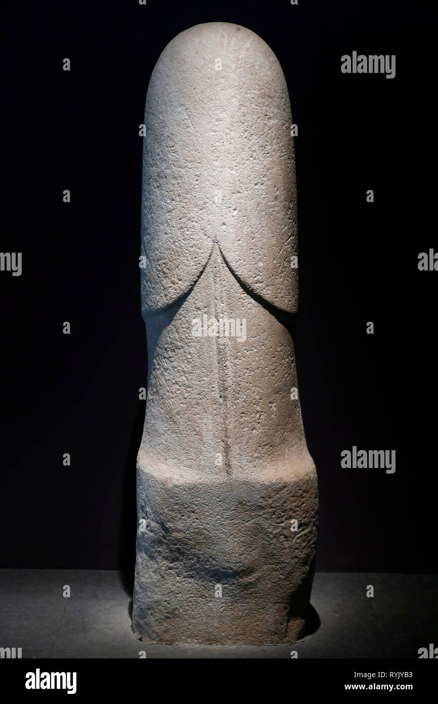 Museum der vietnamesischen Geschichte. Shiva Linga. 7. Jahrhundert. Sandstein. Ho Chi Minh City. Vietnam. Stockfoto