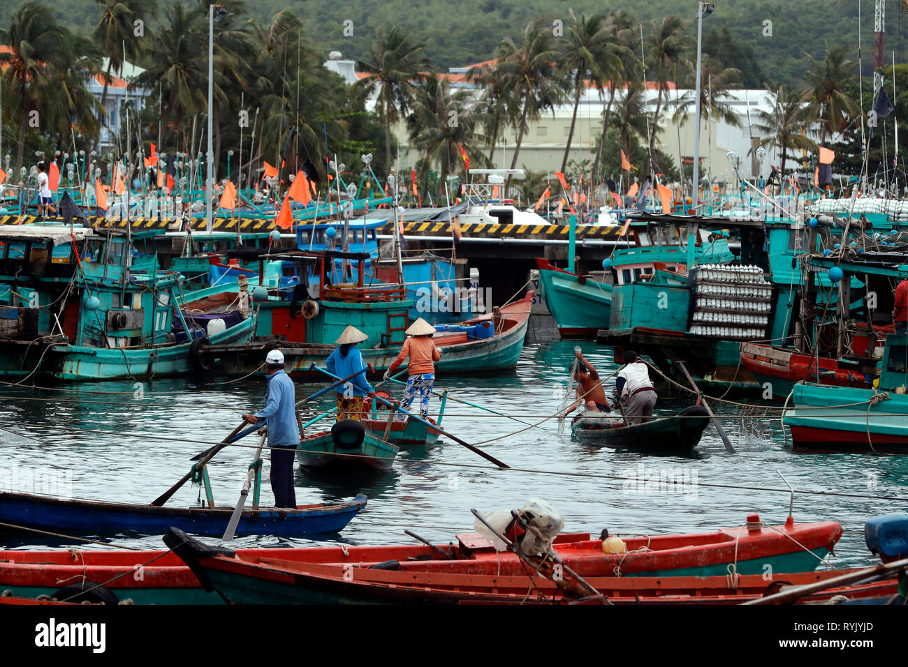 Eine Thoi Hafen. Fischerboote. Vietnam. Stockfoto