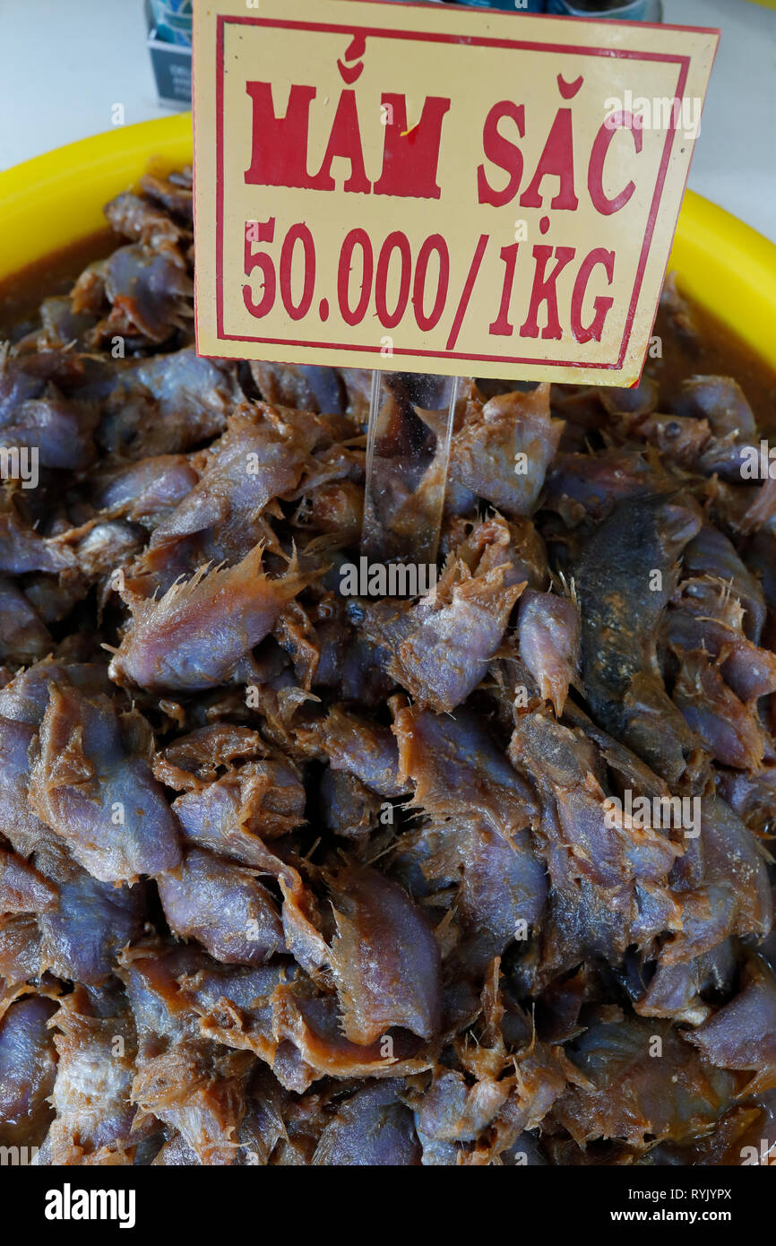 Fermentiert und getrocknet Fisch Marktstand. Chau Doc Vietnam. Stockfoto